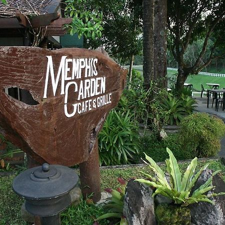 Graceland Estates And Country Club Lucena Bagian luar foto
